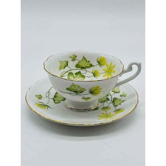 SHELLEY CUP AND SAUCER CELANDINE LINCOLN SHAPE ENGLAND 1960S YELLOW FLOWERS - Picture 1 of 9